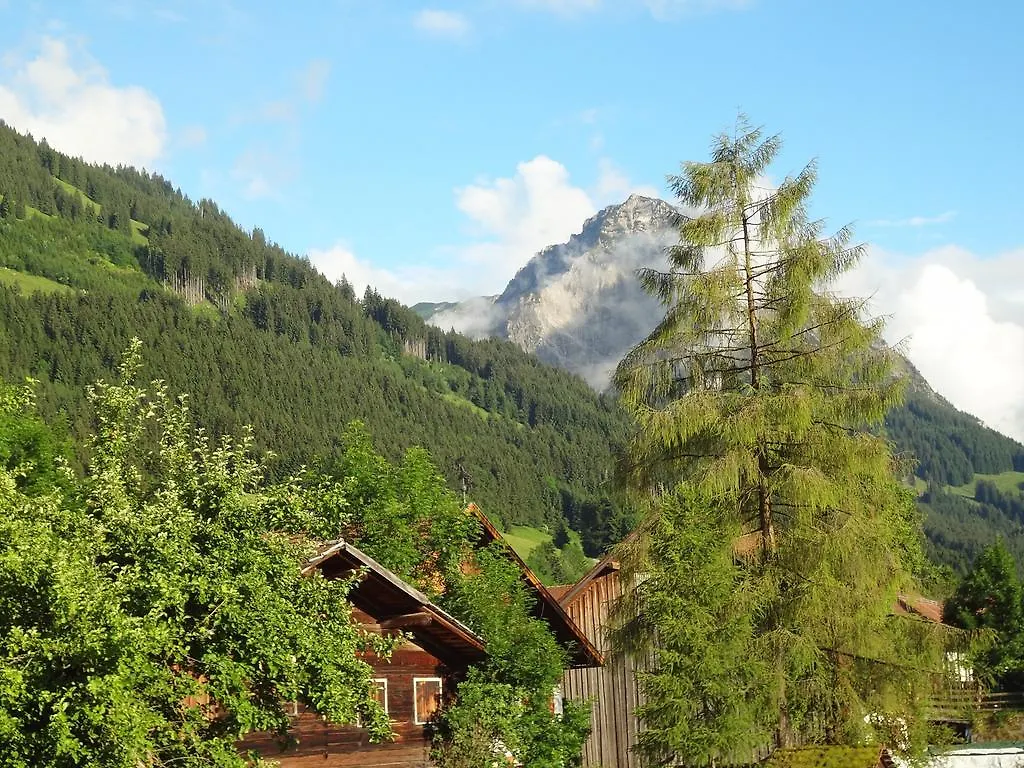 Landhaus Tannheimer Apartment Oberstdorf